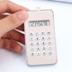 thumbnail image 5 of Mini calculadora de llavero con juego de laberinto, calculadora de mano de bolsillo para estudiantes y oficina, calculadora pequeña portátil para mochila o llaves, 5 of 7