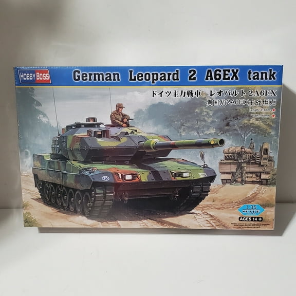 Leopard 2 A6EX 1/35 Scale Plastic Model Kit Hobby Boss