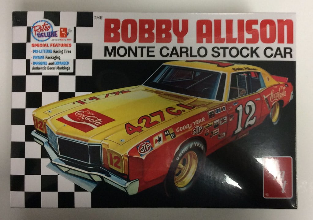 AMT 1/25 1972 Bobby Allison Monte Carlo Coca Cola Model Kit AMT1064 