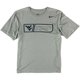 thumbnail image 1 of Nike Collegiate Training Day Camiseta gráfica para hombre, gris, pequeña Nike  Camiseta gráfica, 1 of 1