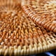thumbnail image 3 of Posavasos y salvamanteles de madera natural resistentes al calor, juego de 4, redondos de 7,08" para platos calientes y uso en la cocina, 3 of 8