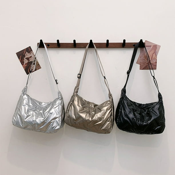 Bolso Bandolera Informal de Piel Sintética para Mujer con Correa Ajustable, 30 X 20 X 10 Cm, En Negro y Plateado, Ideal para El Trabajo y Viajes.