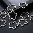 thumbnail image 4 of Llavero plano de Metal de 20 piezas, llavero de Metal creativo DIY plateado, llavero con aro, 4 of 5