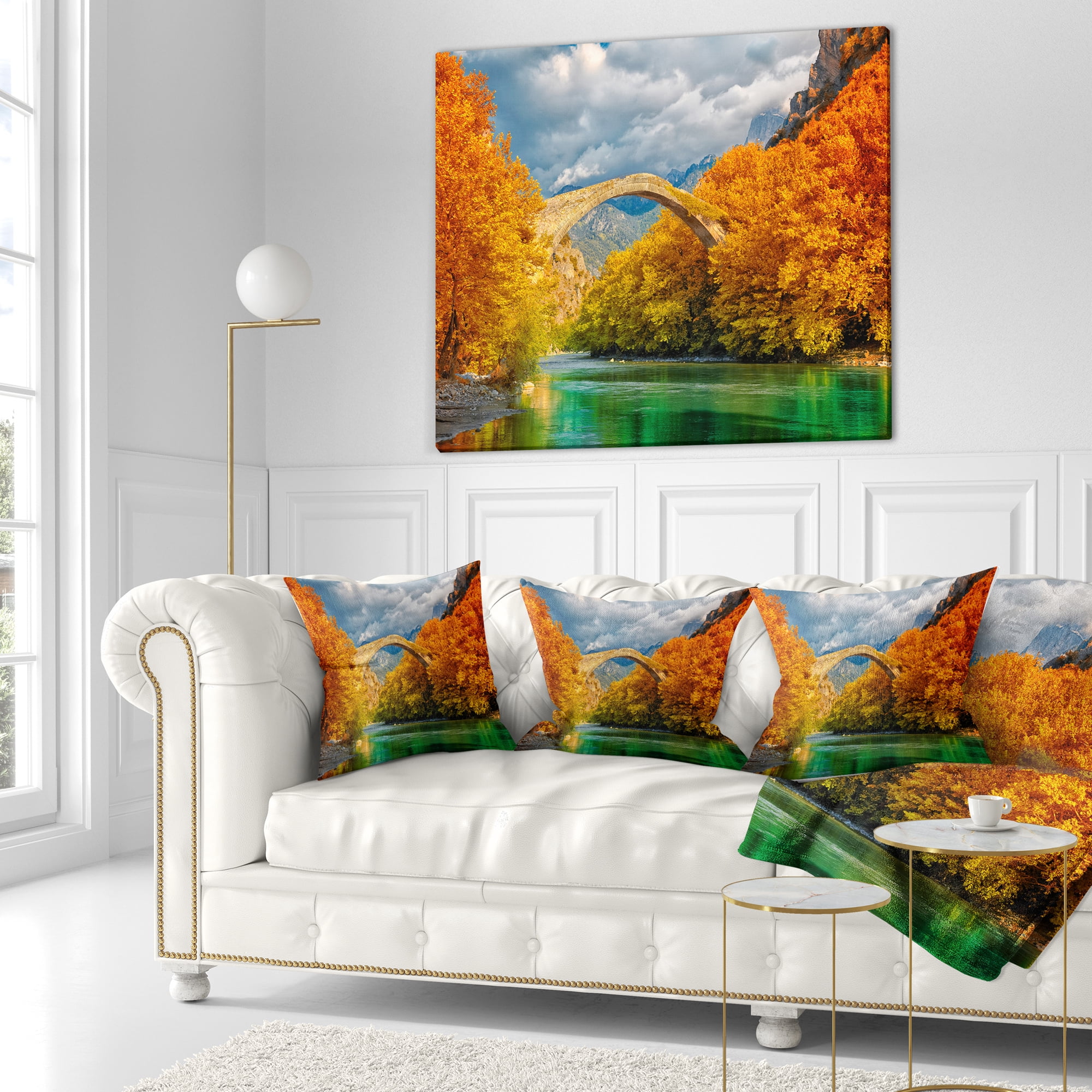 Designart Konitsa Bridge - Photography Throw Pillow - 16x16