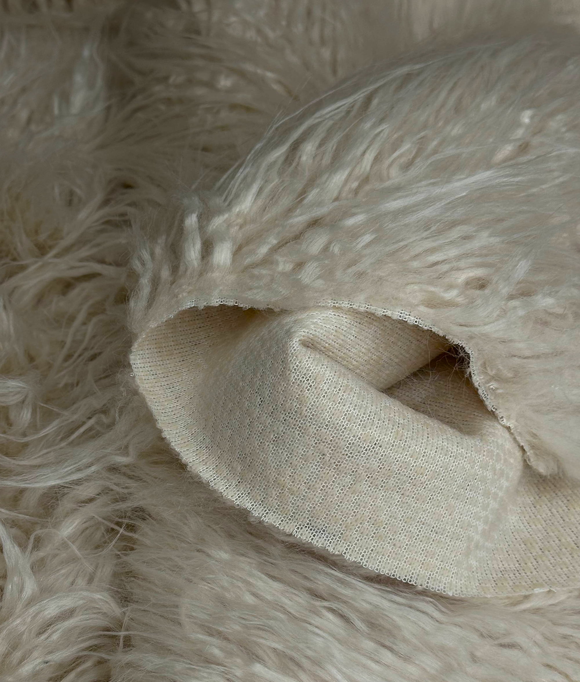 Faux Fake CURLY Yak FUR 3.5" LONG Pile Japanese Fire Retardant Yarn 2.3oz Per Yard / Craft, Sewing Cosplay 58" Wide Sold by Continuous Yard (Latte Cream)