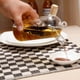 thumbnail image 4 of Dispensador de aceite de oliva y vinagre 2 en 1, vidrio soplado a mano resistente a la temperatura, para una decoración de cocina elegante y práctica, incluye dos corchos para almacenamiento, vertido, 4 of 5