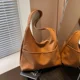 thumbnail image 5 of Bolso de hombro de PU de color sólido, superventas 2024, para mujer, de gran capacidad, con broche, moderno, suave, sencillo, moderno, 5 of 5