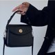 thumbnail image 1 of Bolso de mano para mujer, de primavera y verano, estilo retro, pequeño, cuadrado, diseño de nicho, con textura de alta calidad, tipo bandolera, 1 of 6
