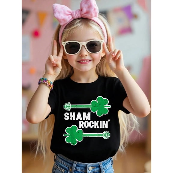 St Patricks Day Guitar Shamrockin Irish Rocker Boys Men Kids T-Shirt Graphic T-shirts for boys and girls