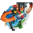 thumbnail image 2 of Hot Wheels Coffret de jeu Lave-auto Crocodile, 2 of 6