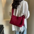 thumbnail image 4 of Bolso bandolera acolchado de nailon para mujer – Bolso cruzado de color liso para ir al trabajo, bolso pequeño de gran capacidad para guardar artículos esenciales diarios., 4 of 6