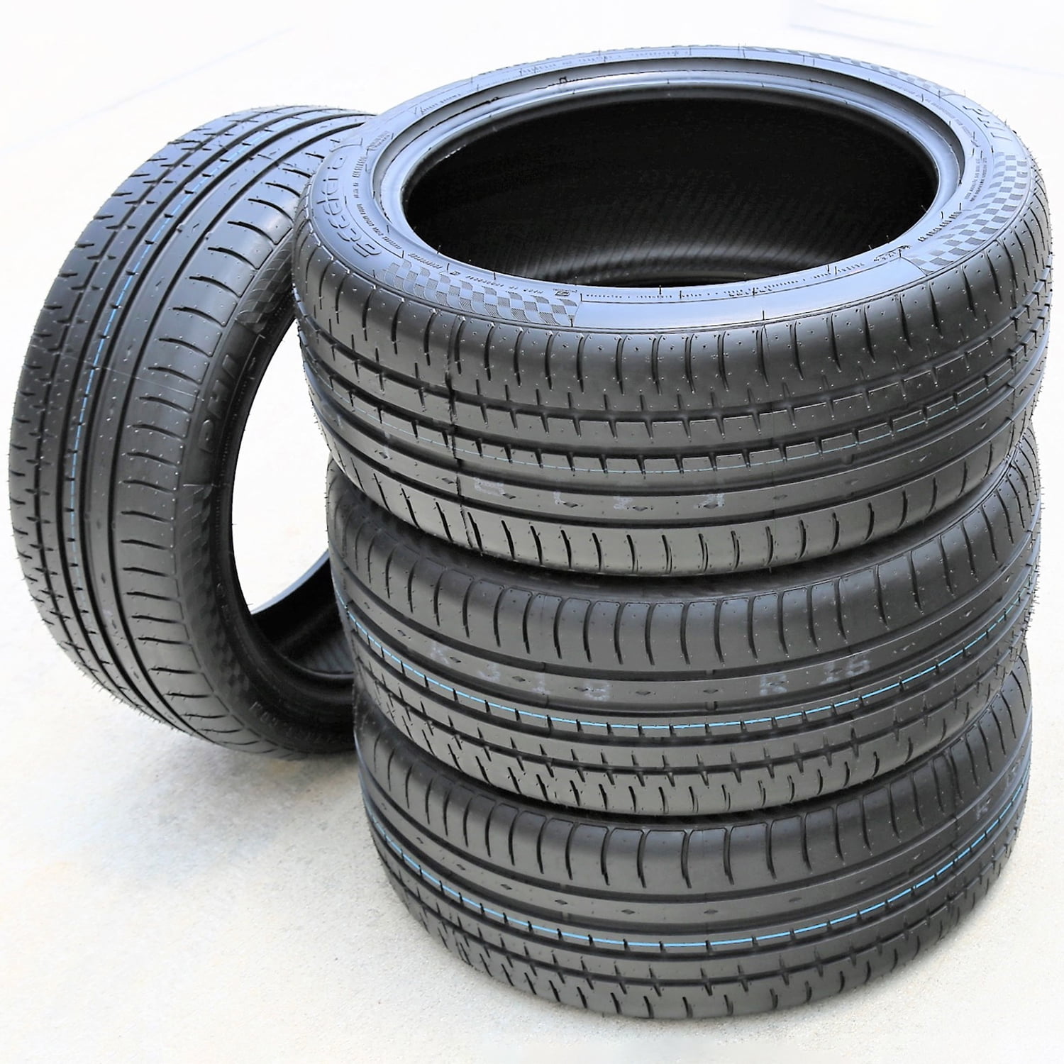 ららら Accelera Phi 235/40ZR18 95Y XL All-Season Passenger Tire for