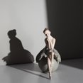 thumbnail image 3 of veasfak Statue de Ballerine Moderne en Résine 3.9x9.3 Pieds' Ornement de Bureau Collection H, 3 of 6