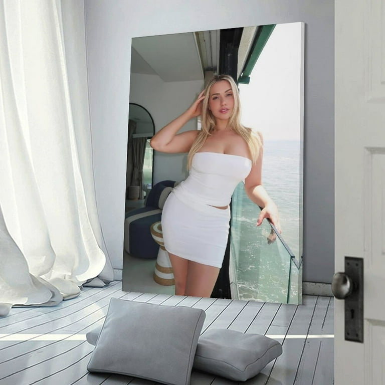 Mia Malkova Hot Girl Sexy Poster (25) Wall Art Poster Gifts Bedroom Prints  Home Decor Hanging Picture Canvas Painting Posters 16x24inch(40x60cm) -  Walmart.com