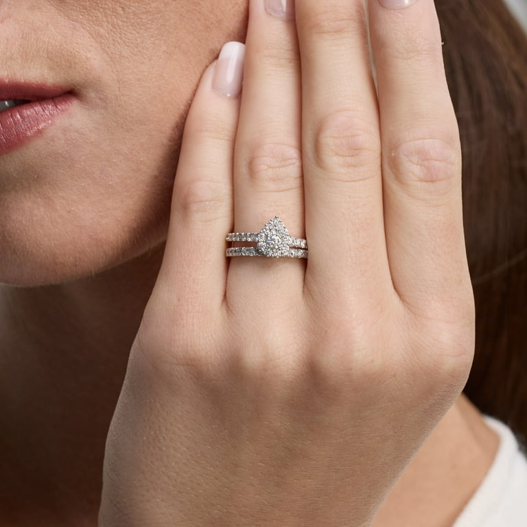 Unique Moments 1 Ct Lab Grown Diamond Wedding Bridal Set in Unique Moments 1 Ct Lab Grown Diamond Wedding Bridal Set in
