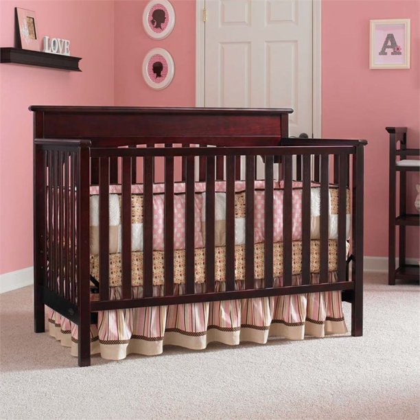 Graco Lauren 4in1 Convertible Crib in Cherry