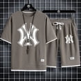 thumbnail image 3 of Conjunto de ropa deportiva de gimnasio para hombre, tejido de punto, secado rápido, camiseta y pantalones cortos casuales de alta calidad, dos piezas falsas de moda de verano, conjunto de 2 piezas, 20, 3 of 5