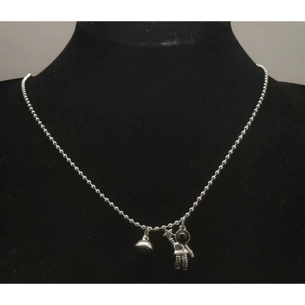 Collar De Astronauta Imán De Pareja Atraer Cadena De Suéter Cadena De Clavícula