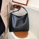 thumbnail image 5 of Satchel Hobo Bolso Retro Hombro Cuero para Mujeres, 5 of 9