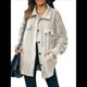 thumbnail image 3 of Chaqueta de Mujer de Gran Tamaño con Botones y Larga con Aberturas. Crema M, 3 of 5