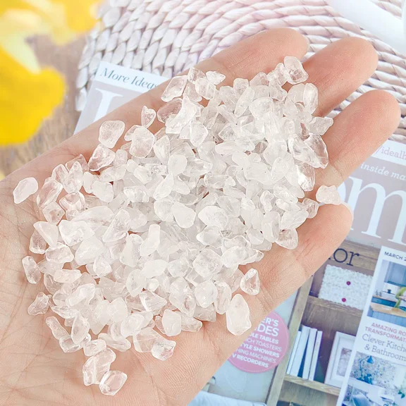 Firefly Hope 100g 5-9mm Assorted Irregular Shaped Quartz Crystal Chips, Crushed Tumbled Polished Decorative Rocks for Succulents, Aquarium, Betta Fish Tank Gravel, Vase Filler & DIY Crafts, S4