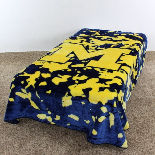 College Covers NCAA Michigan Throw Blanket