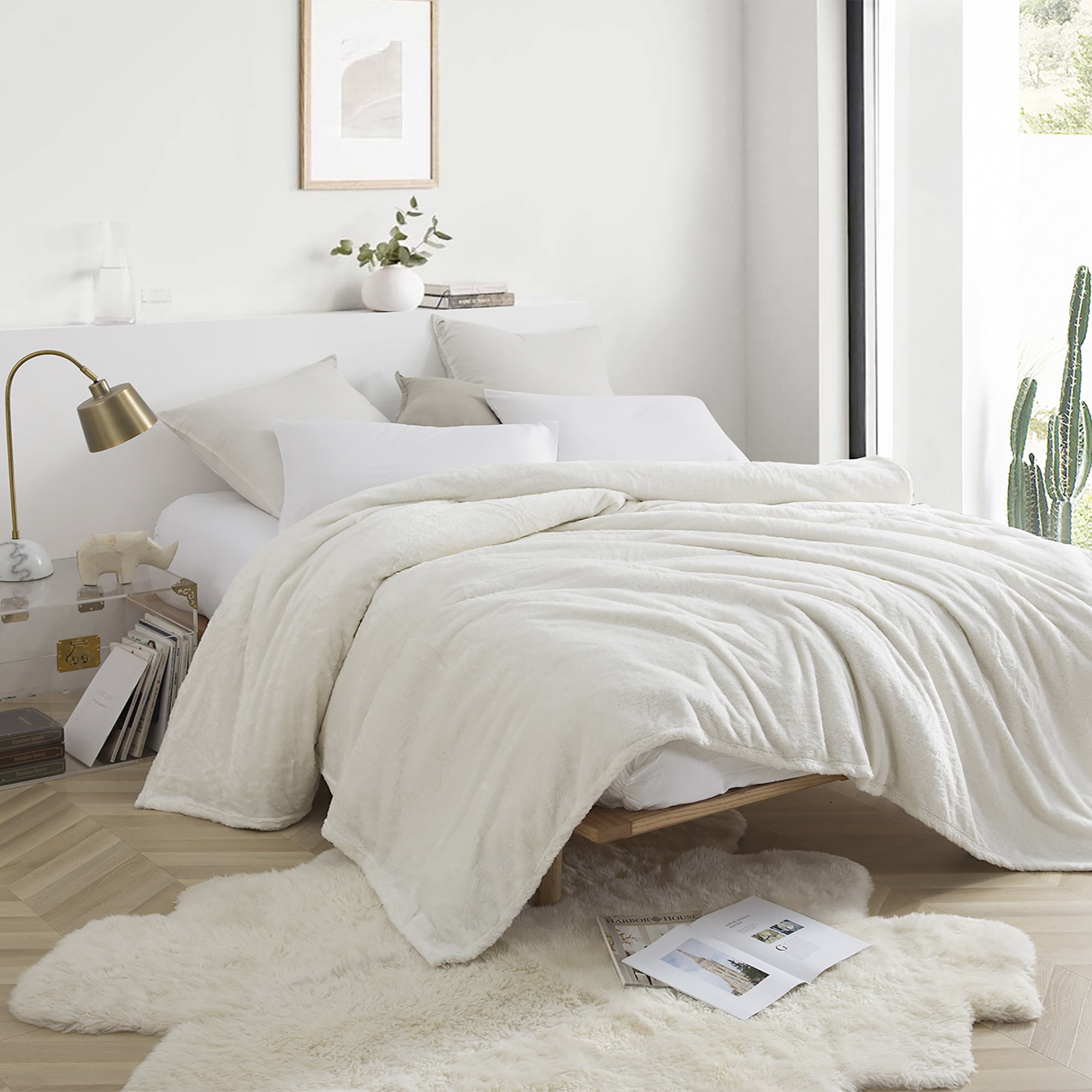 Me Sooo Comfy Bedding Blanket Farmhouse White