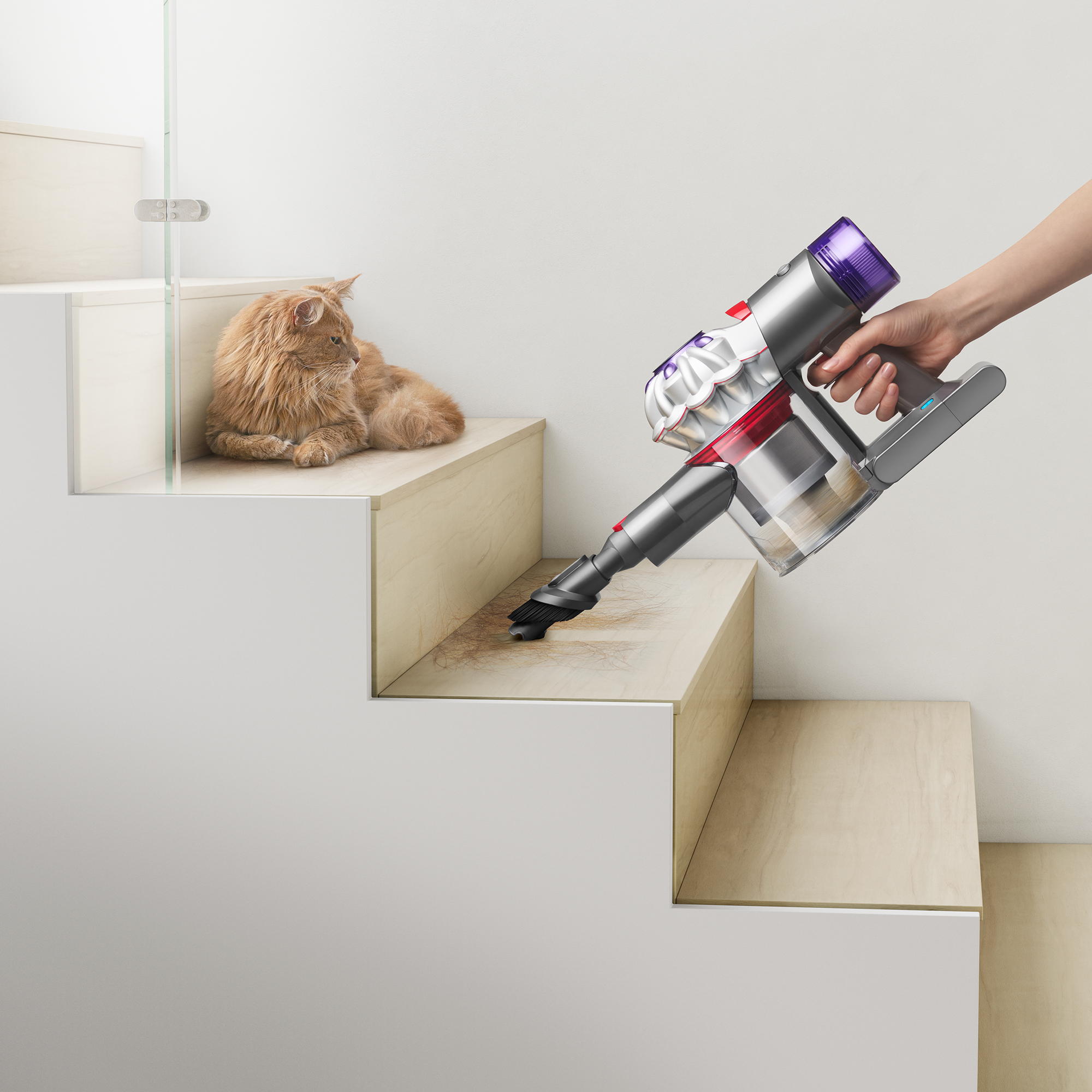 Dyson V7 Advanced Cordless Vacuum Cleaner | Silver | New - image 4 of 4