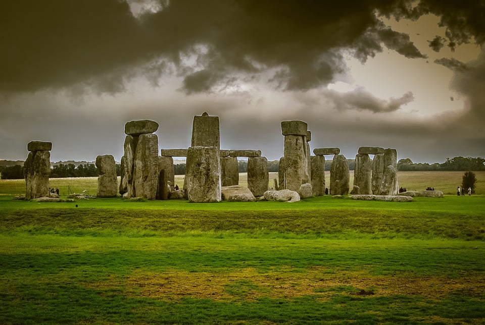 Amesbury 2600 Stonehenge England Historic Place Inch By 30 Inch Laminated Poster With Bright Colors And Vivid Imagery Fits Perfectly In Many Attractive Frames Walmart Com Walmart Com