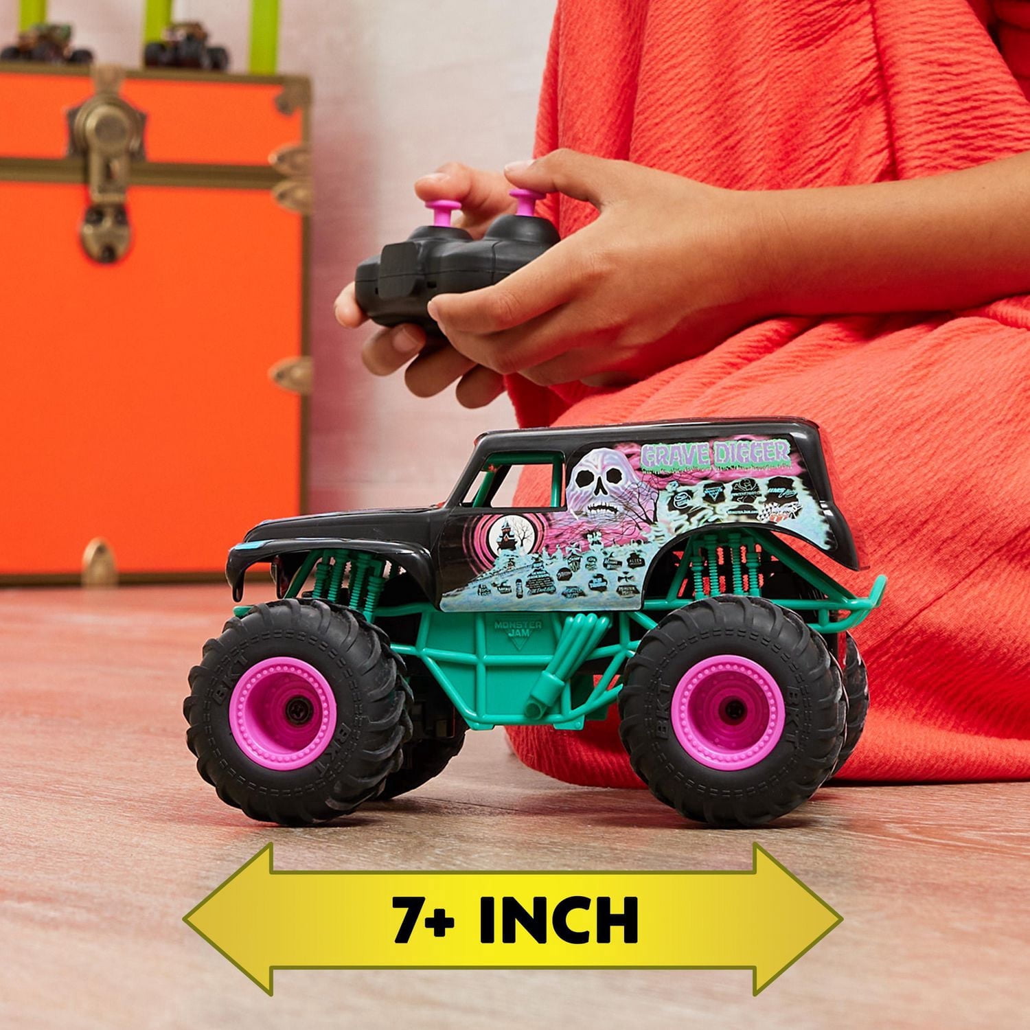 Monster Jam, Official Grave Digger Remote Control Monster Truck 1:24 Scale, 2.4GHz, Nitro Neon Themed, Kids Toys for Boys and Girls Ages 4 and up