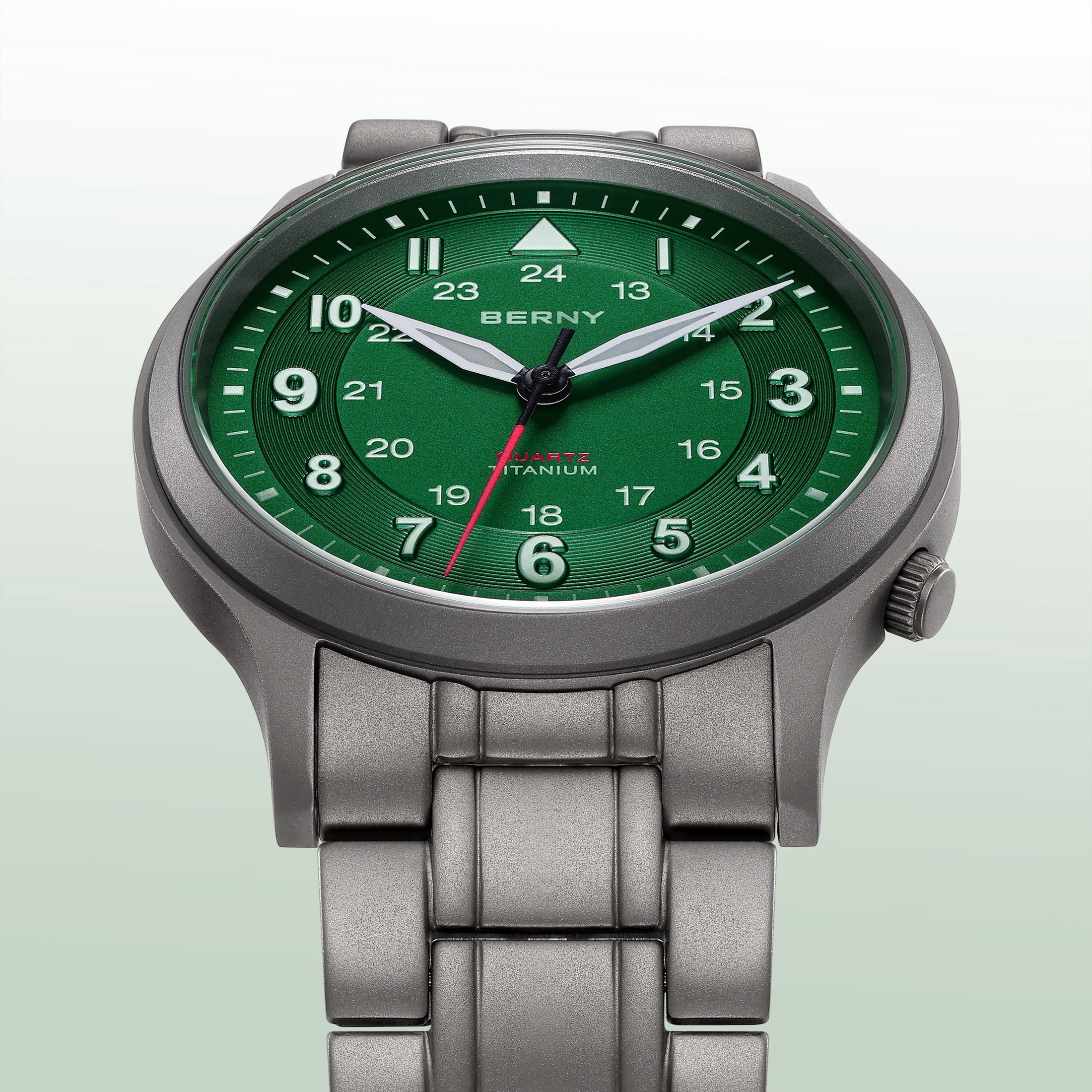 BERNY Titanium Watches for Men, Japanese Quartz Movement Men's Field Watch, 5ATM Waterproof Military Wristwatch for Men, Analog Sport Watches with Super Luminous, Green