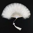 thumbnail image 2 of Abanico de plumas de flores bordado con colgante de flecos, estilo vintage de los años 20 para baile de fiesta de disfraces-blanco, 2 of 2