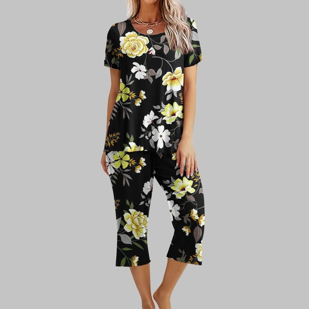 Puntoco Conjunto de pijama y pantalones de manga corta con cuello redondo y estampado para mujer con bolsillos Puntoco Puntoco-2789