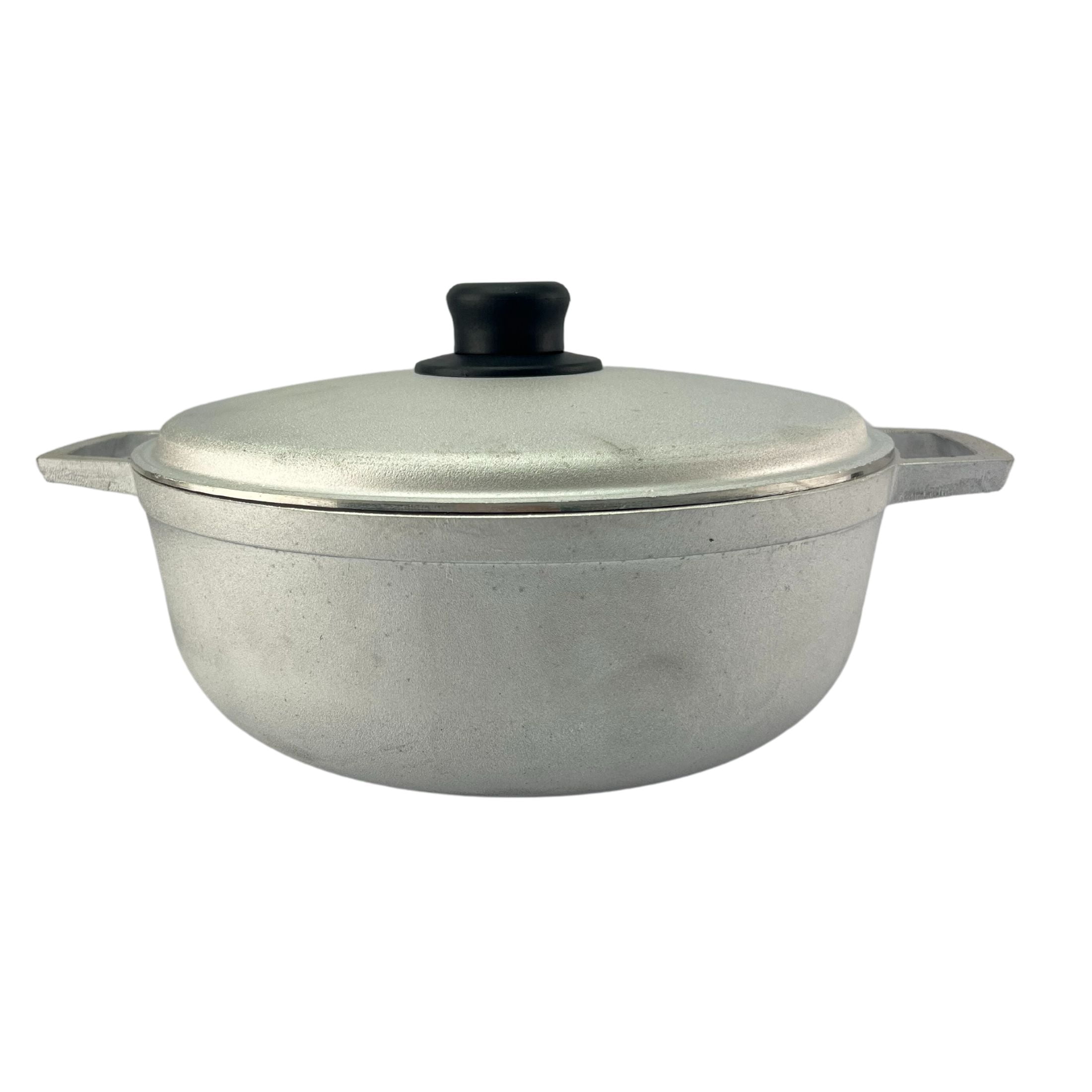 Imusa Oven-Safe Cast Aluminum Caldero Dutch Oven