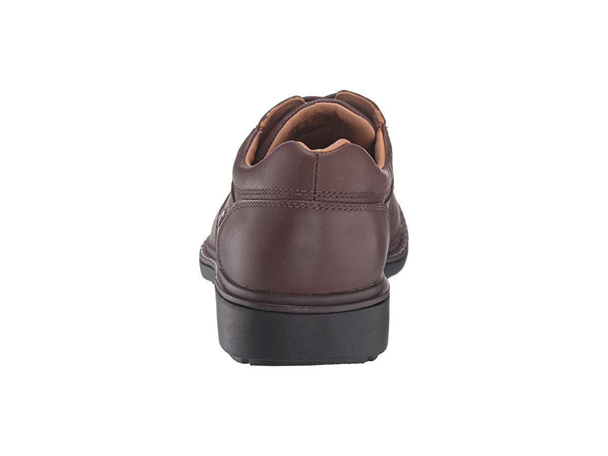 clarks rockie lo gtx brown