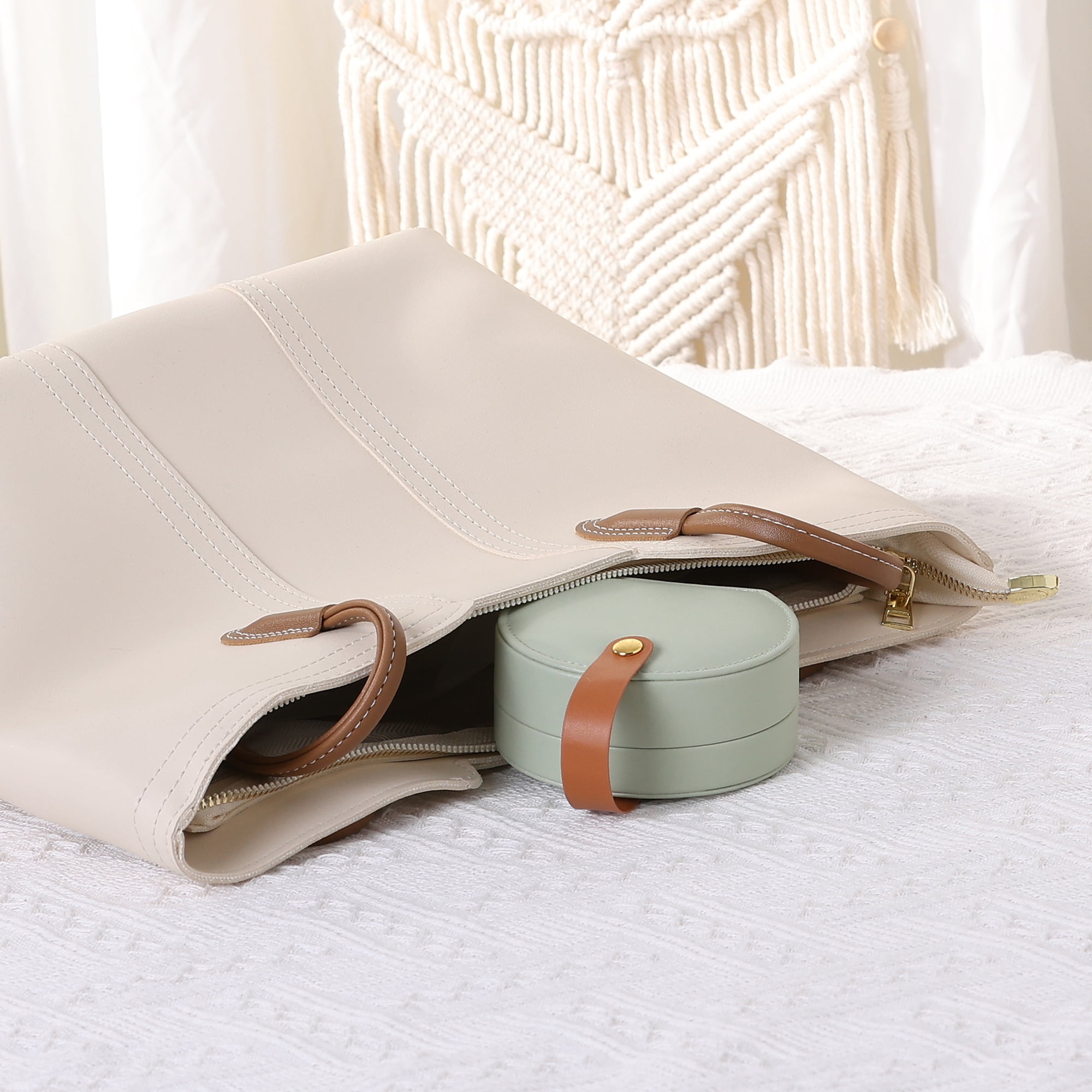 Unique Bargains Jewelry Box Small PU Leather Jewelry Organizer Case Storage Display Holder Light Green
