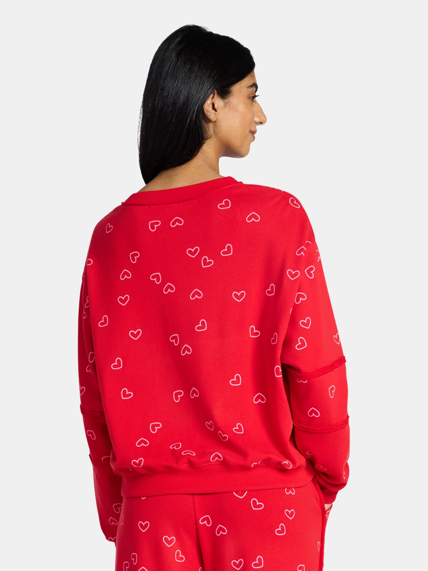 Valentine's Day Women's Love Scatter Graphic Fleece Top from Way to Celebrate, Sizes S-XXXL