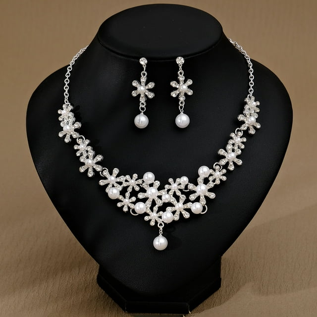 Nvzi Conjunto de joyas de novia con forma de lágrima y diamantes de imitación, collar y pendientes para boda, A07