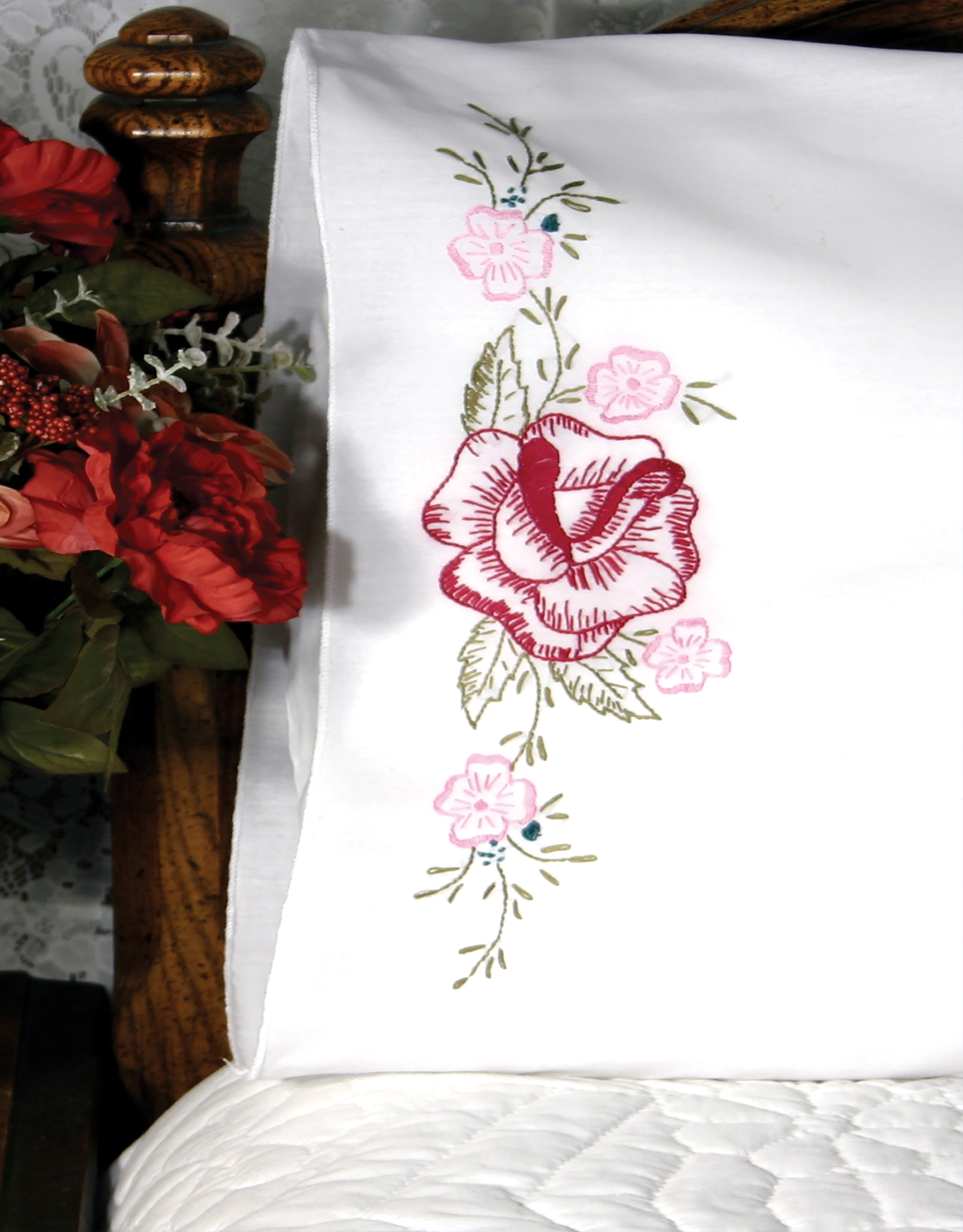 Fairway Stamped Ruffled Edge Pillowcases 30/"X20/" 2//Pkg-Umbrella Lady