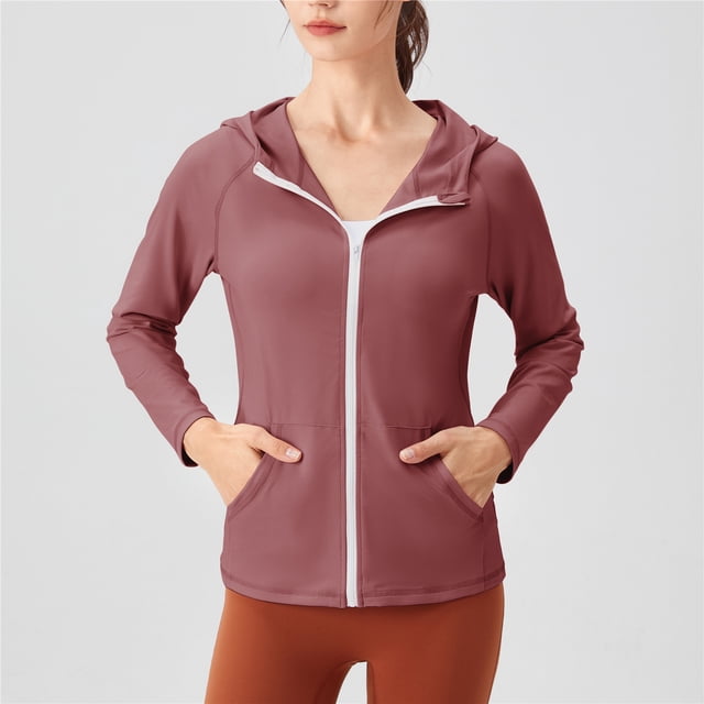 Chaqueta deportiva de mujer con capucha y bolsillos completos con cremallera, corte entallado