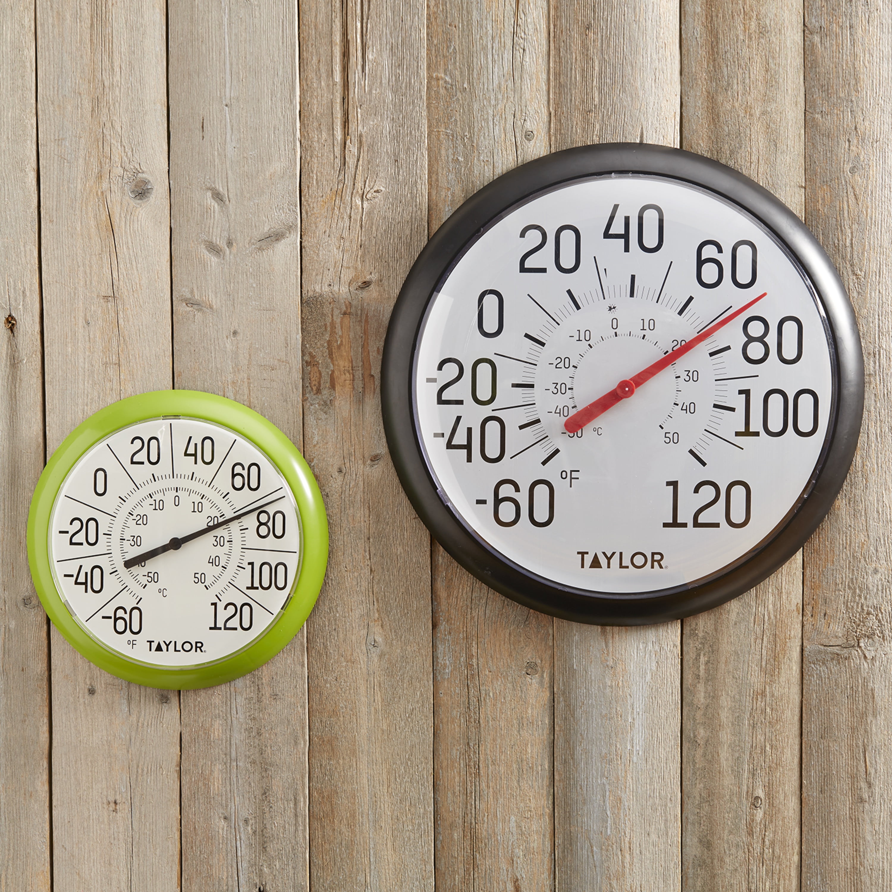 13.25 Big & Bold Dial Outdoor Thermometer, 6700