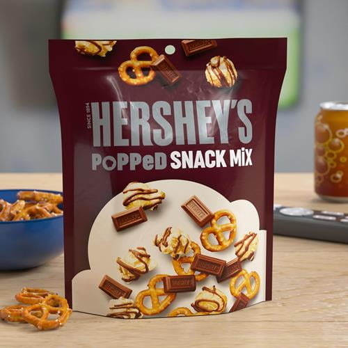 Hersheys Milk Chocolate, Popcorn And Pretzel Popped Snack Mix Bag