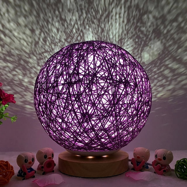 Jusqu'à 65 % de Rabais Lampe Lune en Rotin à DEL avec Recharge USB 3D pour Table et Bureau