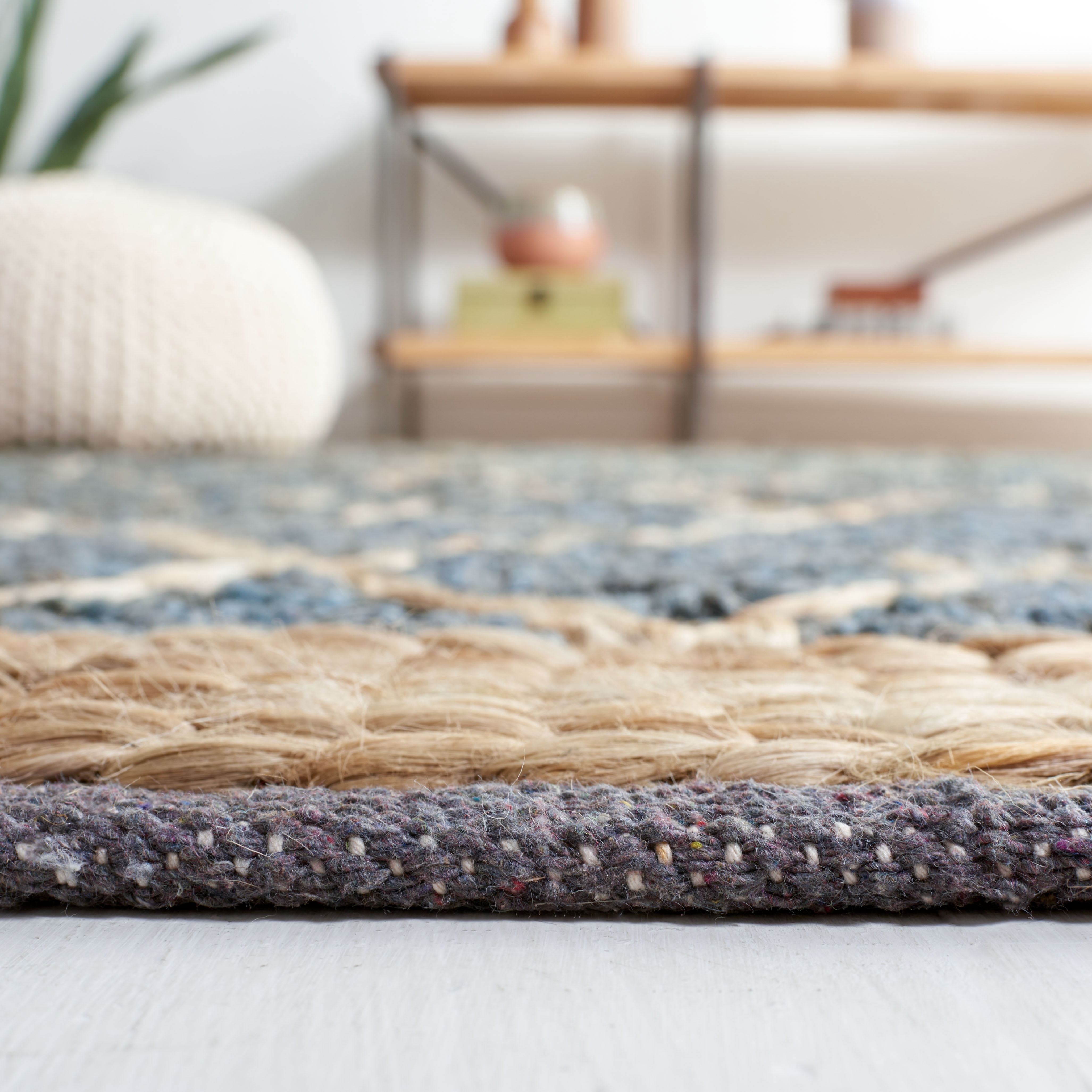 SAFAVIEH Natural Fiber Ingram Geometric Area Rug, Blue, 4' x 6'