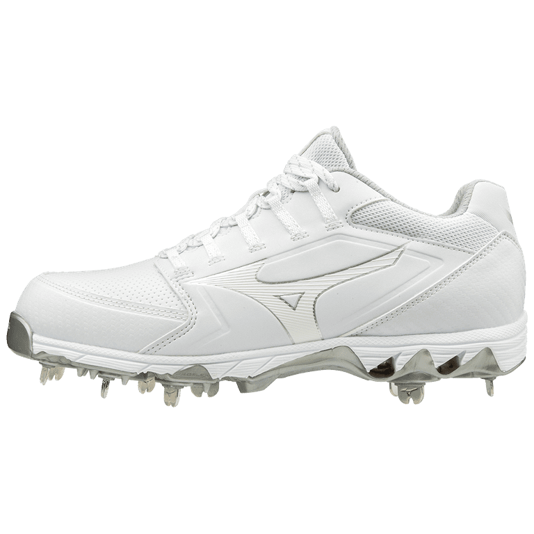 Mizuno 9 Spike Swift 6 Low Women s Metal Softball Cleat Walmart