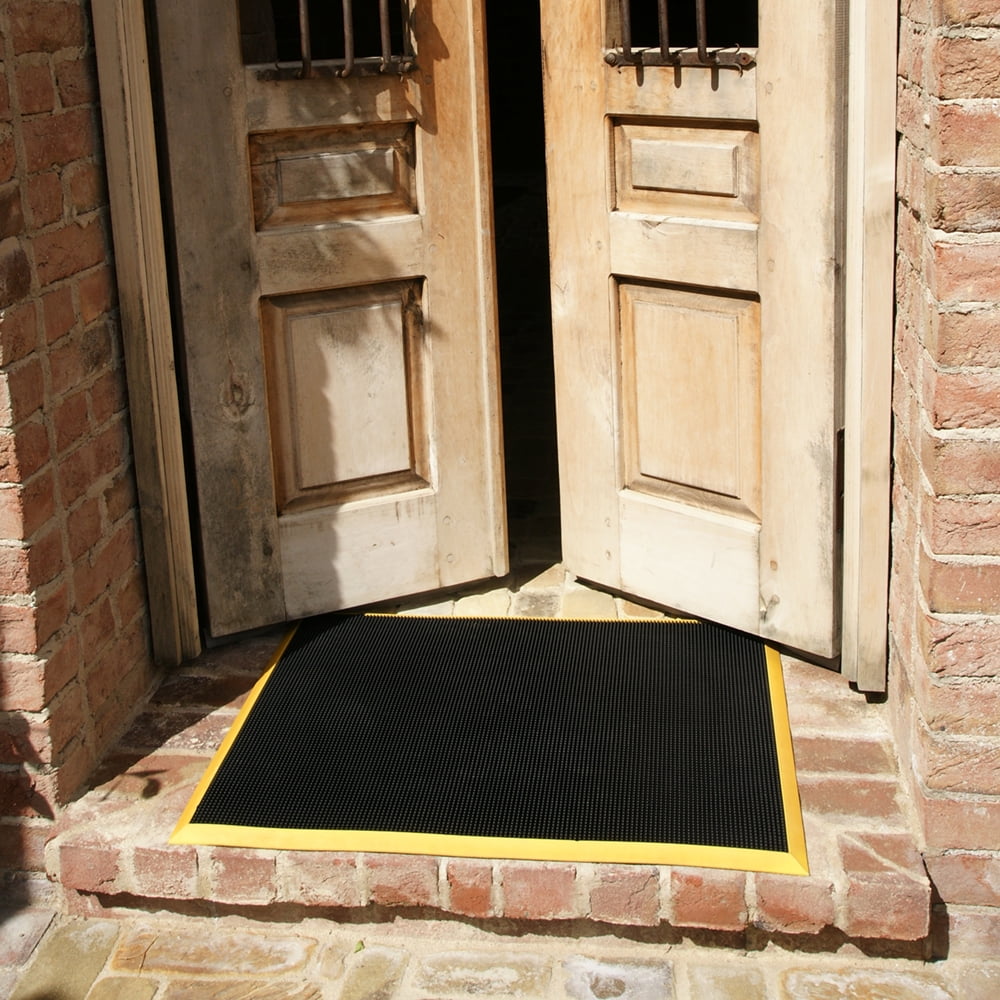 Rubber-Cal Door Scraper Commercial Entrance Mat - 5/8 in x 36 in