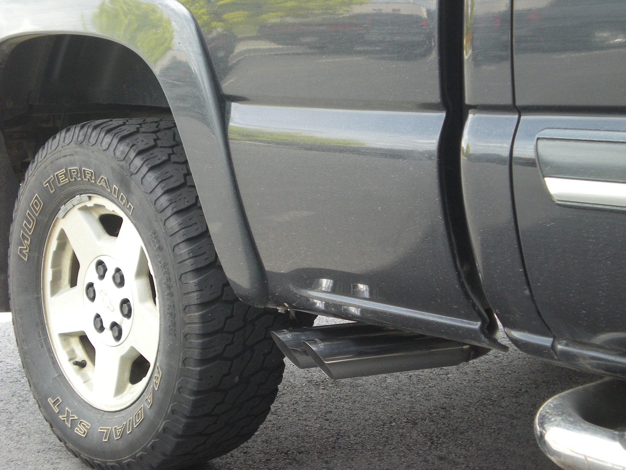 Flowmaster 17395 Cat-back System - Dual Same Side Exit - American Thunder - Aggressive Sound