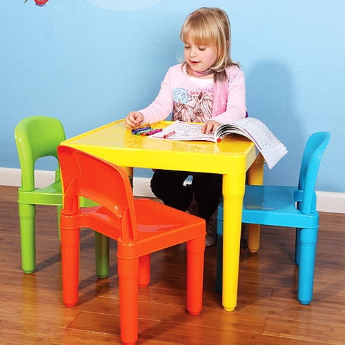 tot tutors plastic table and 4 chairs set