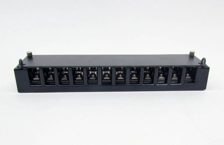New Marathon 1612H 600V 30 Amp 12P 16-AWG Dual Row Terminal Block Barrier