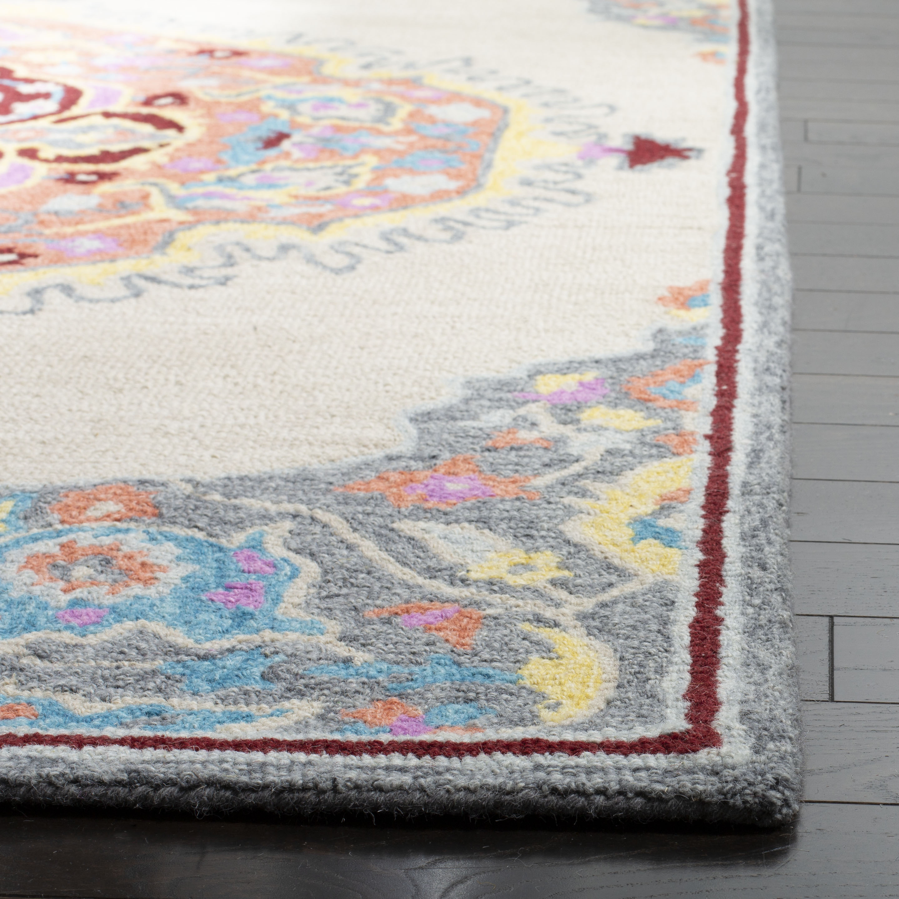 SAFAVIEH Micro-Loop Bosworth Floral Medallion Runner Rug, Beige/Orange, 2'3" x 7'